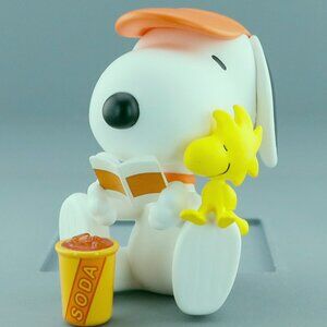 COMIC BREAK Snoopy & Woodstock Figure The Best Friends Series Authentic POPMART